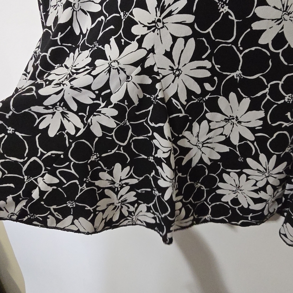 ​ Briggs New York Vintage 90s Black & White Floral Mini Skirt - Picture 5 of 7
